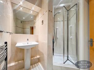 Photo 21- click for photo gallery